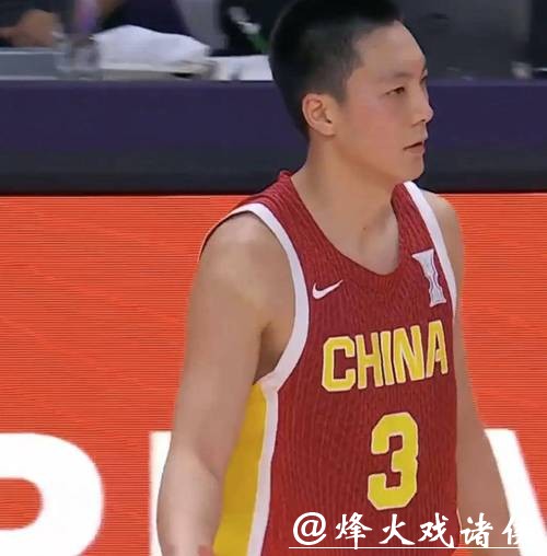 胡明轩末节连得8分,看清他最适合的位置和打法 胡明轩末节连得8分,看清他最适合的位置和打法